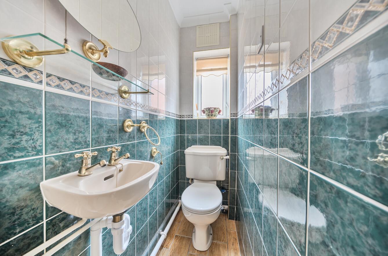 Cherry Grove, Derwen Fawr, Swansea, SA2 8AX